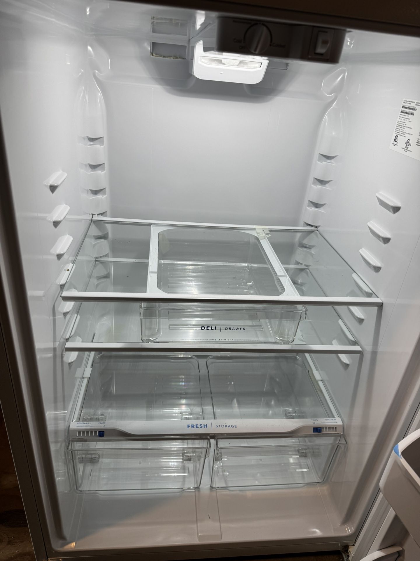 Frigidaire 18.3 Cu.ft. Refrigerator