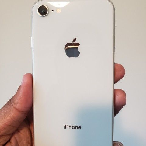 iPhone 8 , Unlocked   for all Company Carrier ,  Excellent Condition  