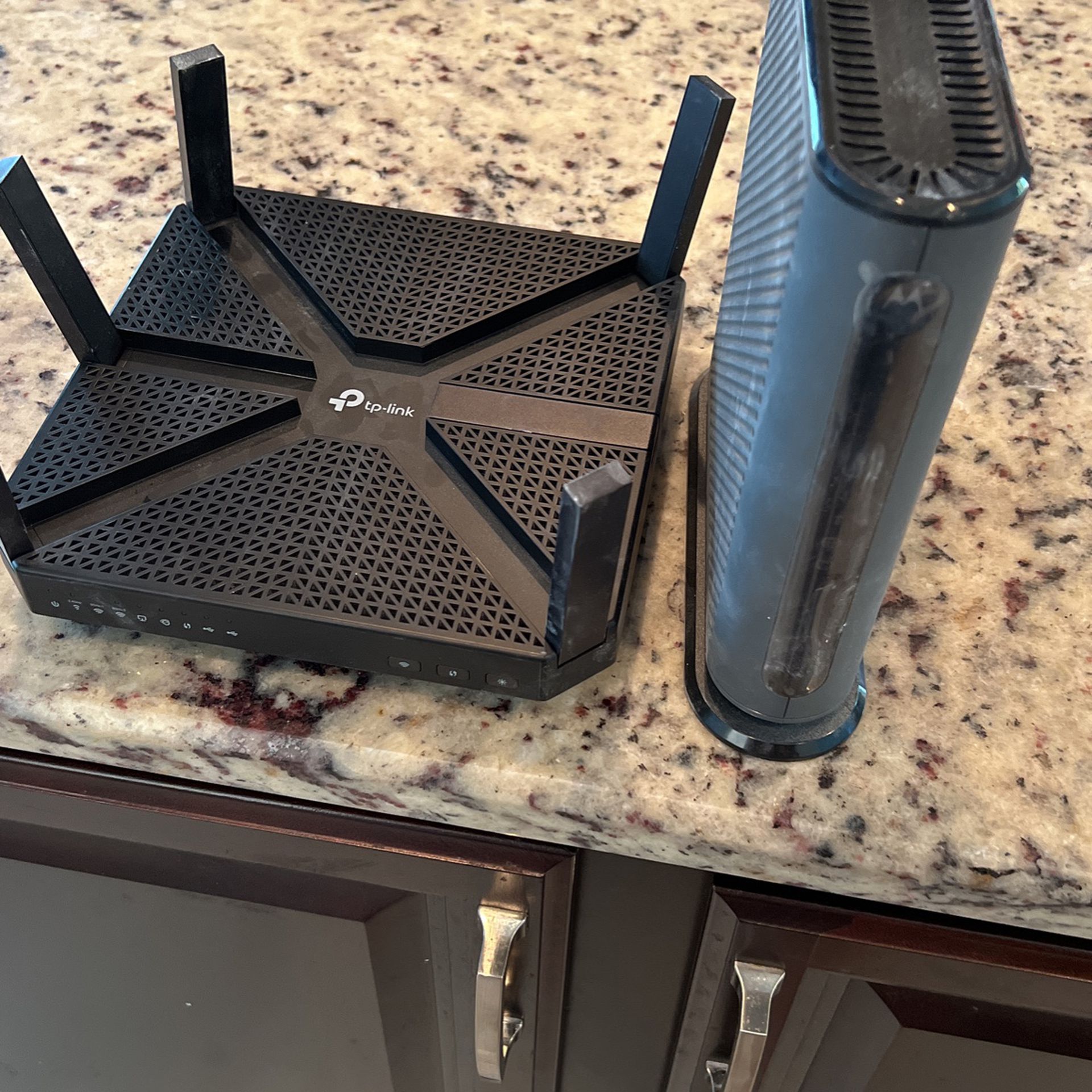 Router And Modem Set - For Comcast Approve
