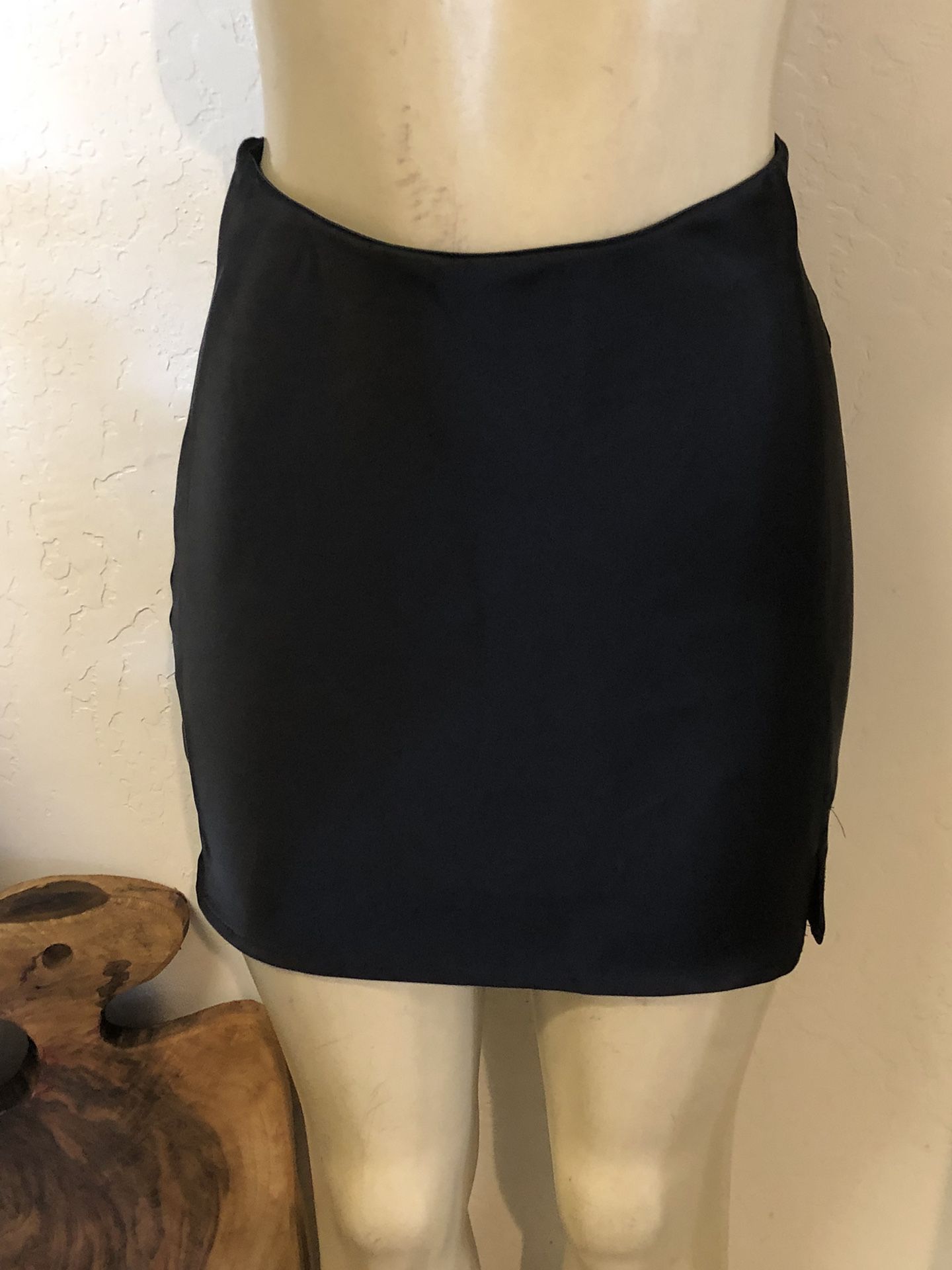 Se Cheryl Yours Skirt Size Small 