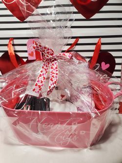 Valentines Day Gift Basket Victoria Secret Jasmine Elderberry for