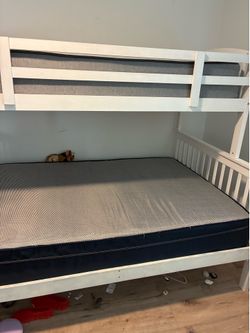 Full/Twin Bunkbeds