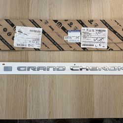 Jeep Grand Cherokee Badge