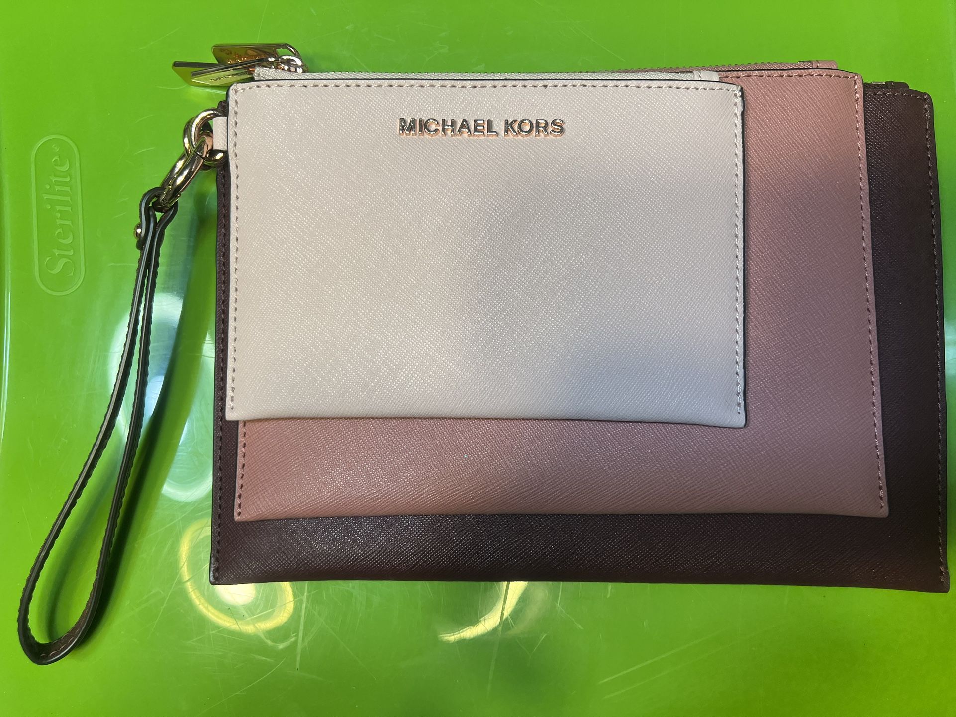 MICHAEL KORS JET SET TRAVEL TRIO WRISTLET SET OF 3 NEW WITHOUT TAGS