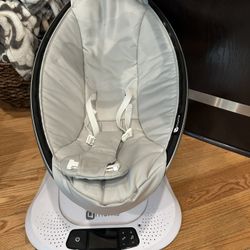4moms® mamaRoo 4 Multi-Motion Baby Swing, Bluetooth Baby Rocker with 5 Unique Motions