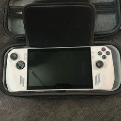 Rog Ally Z1 Extreme With Case And Charger/doc Combo