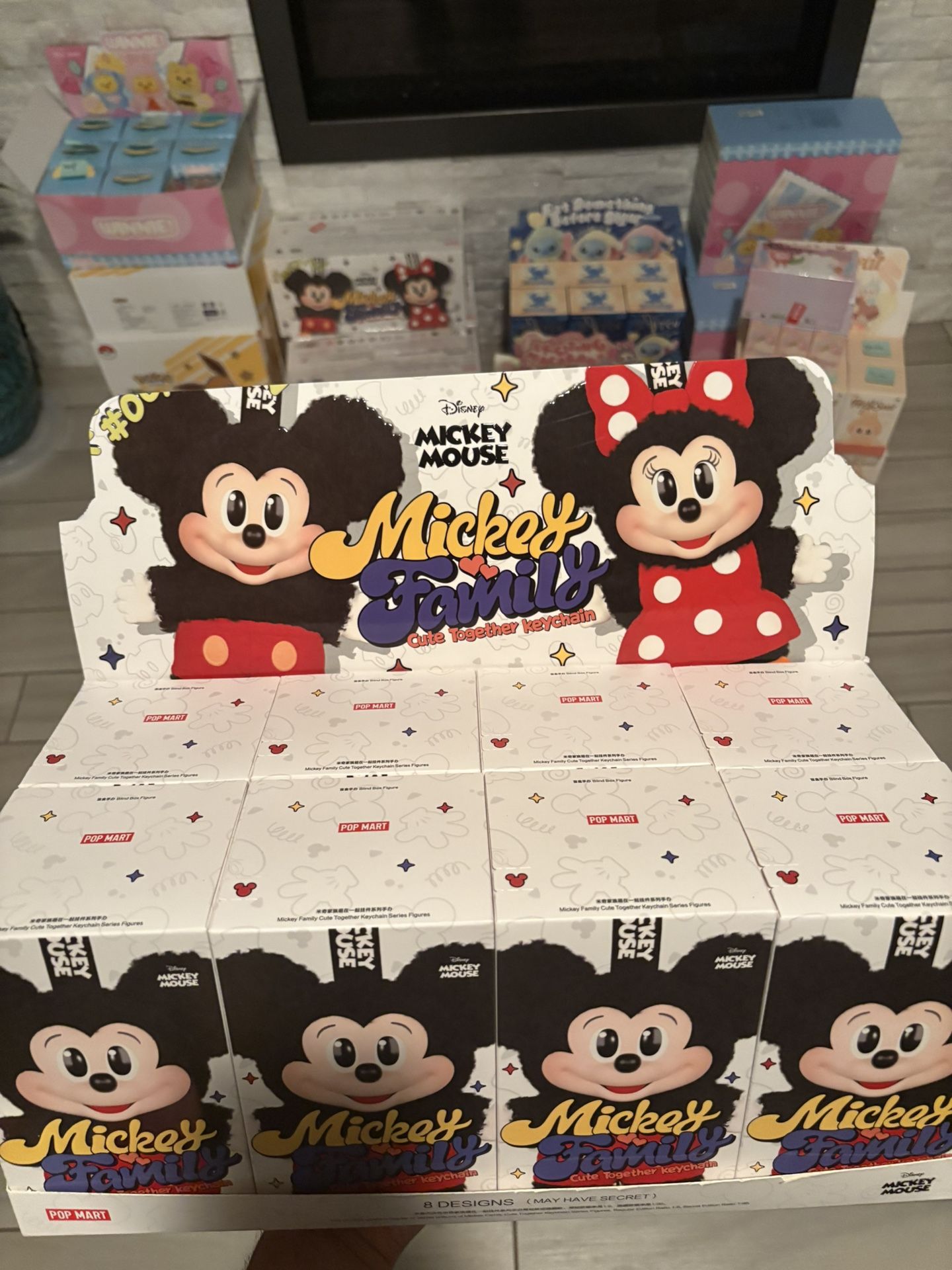 Mickey family keychains-POPMART