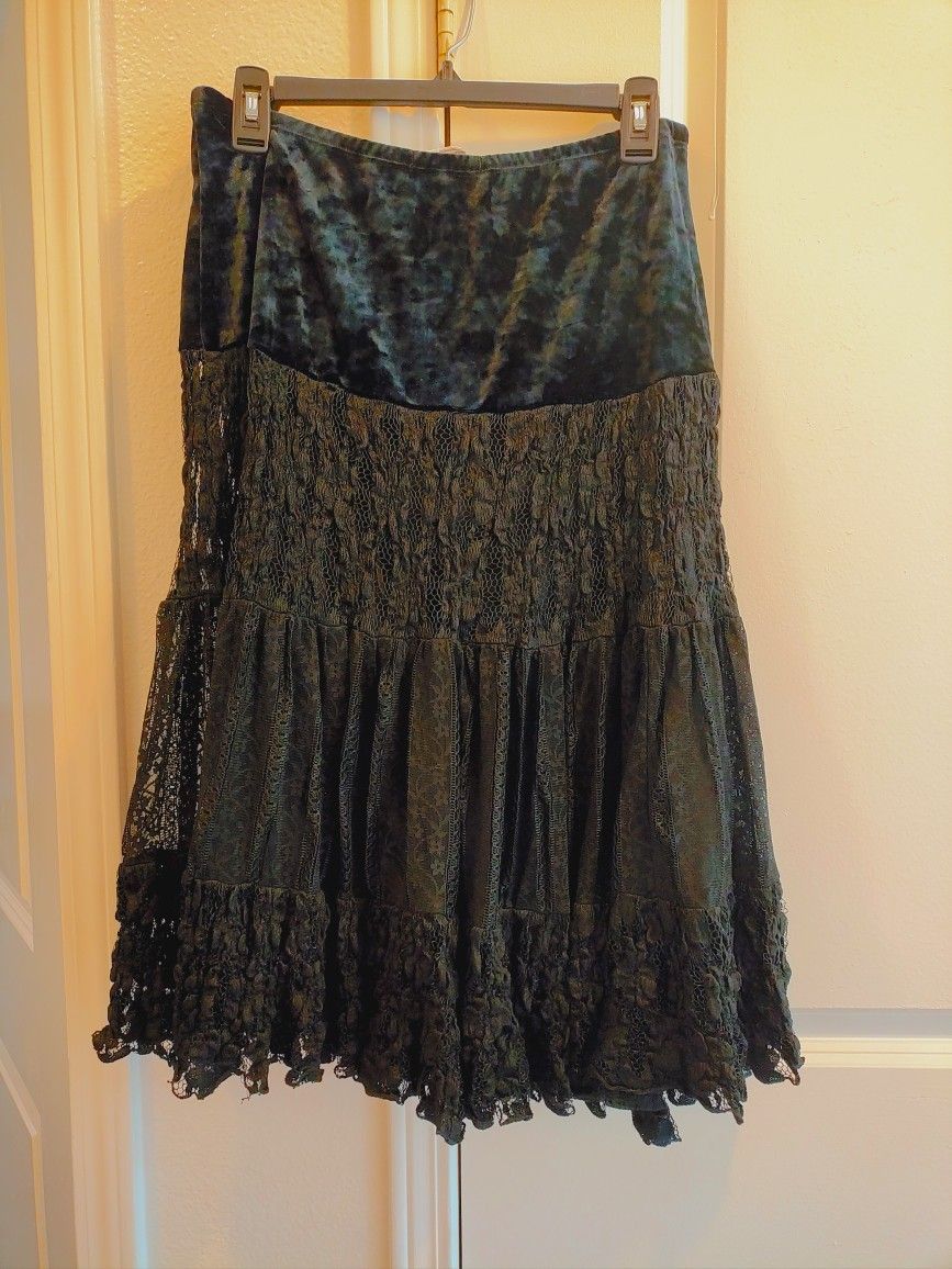 2 Pc La Belle Velvet Skirt