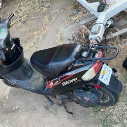 Solana 49cc Viacom Scooter 