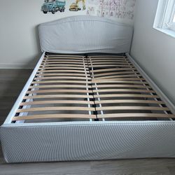Bed-frame with blue and white stripes for sale 