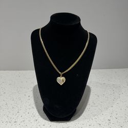 Diamond heart pendant