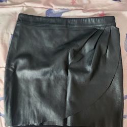 Express Skirt,In Black, Size 8