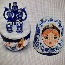 Manicure Set Designed As Russian Nest Doll