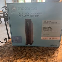 Motorola 16x4 Cable Modem Plus AC1600 WiFi router 