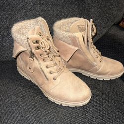 Women’s Combat Boots