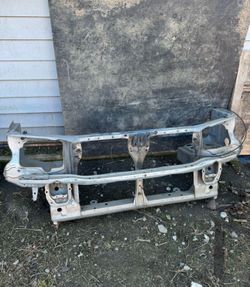 1997 To 2002 Subaru Forester front end Radiator Support Core Assembly With Hood Latch