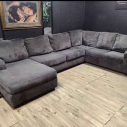 MEGA DEAL!!! 3 PIECE ASHLEY SECTIONAL ONLY $499 DELIVERY AVAILABLE!!