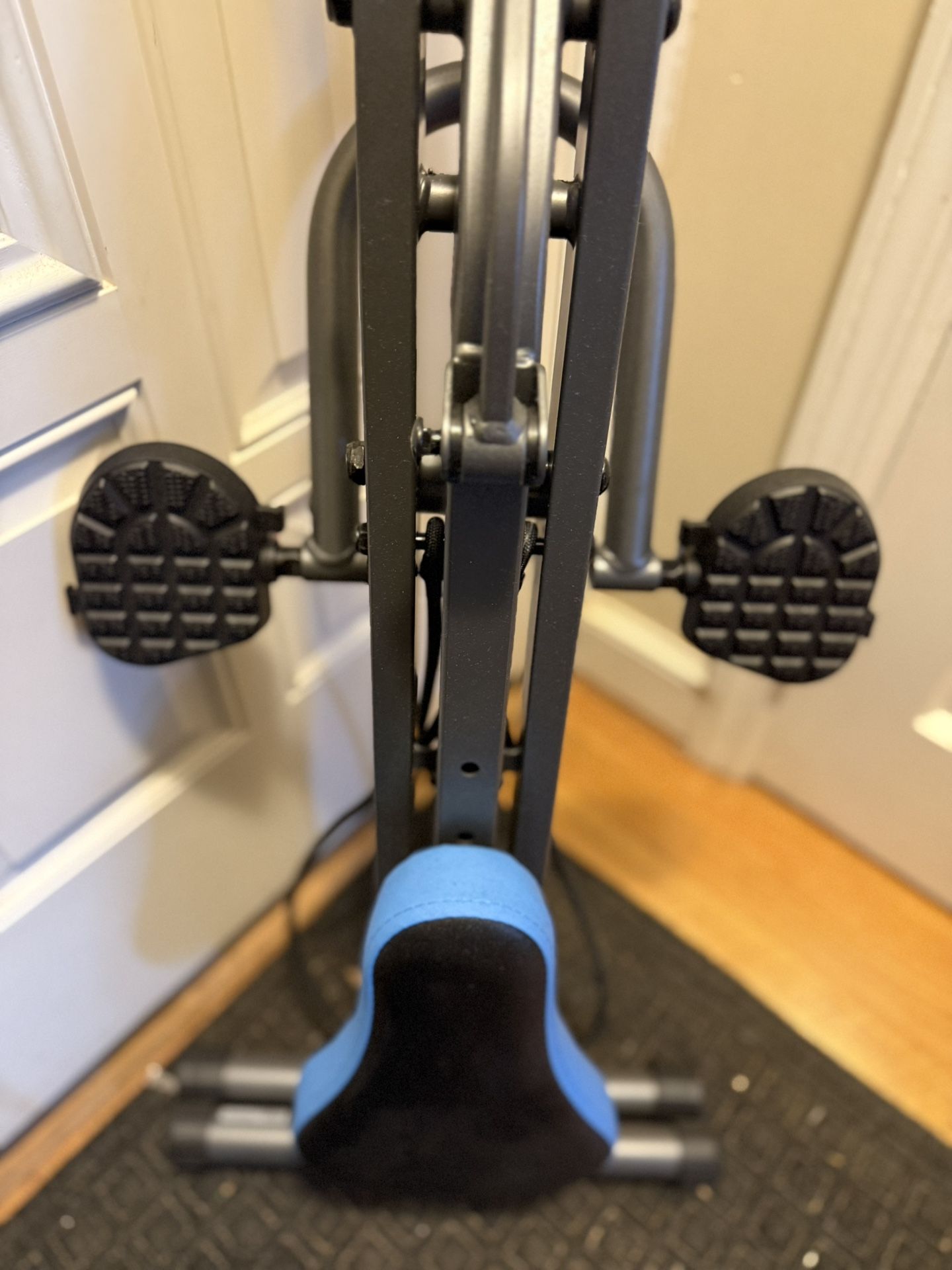 MERACH Squat Machine