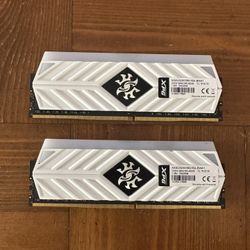 XPG RGB Ram 16GB (2x8) DDR4 3200 1.35V CL 16-20-20