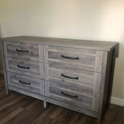 Gray Wooden Bedroom Set