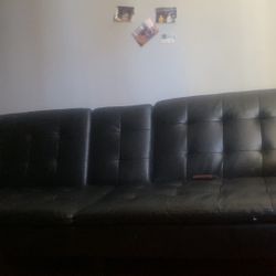 Black Futon