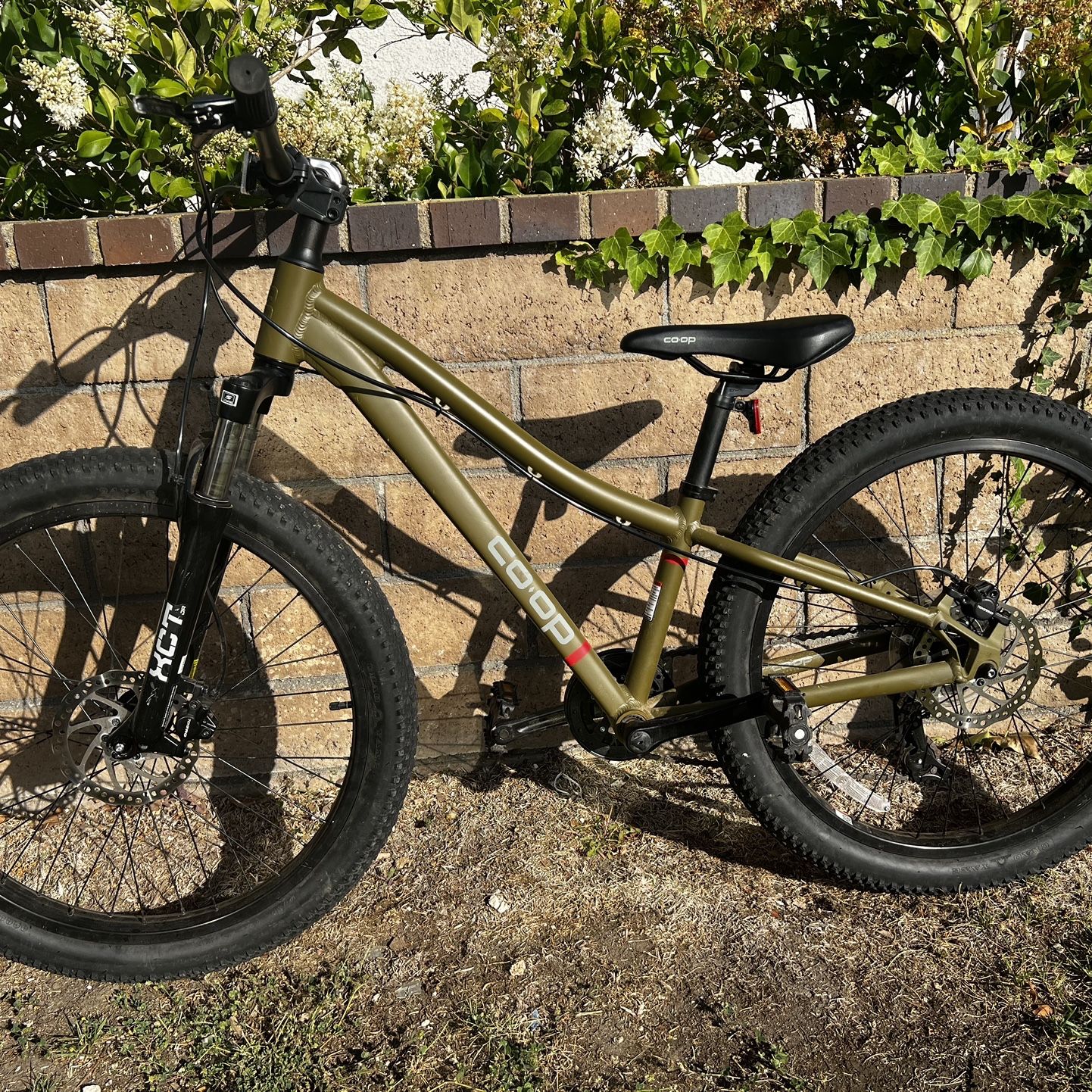 co op bike rei 24 inch Used CO-OP Brand 24" Those awkward tween/teen years just got a lot easieron singletrack at least Co-op Cycles REV CTY 24