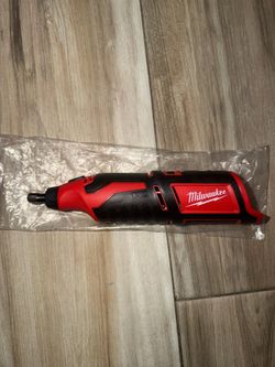 Milwaukee M12 Cordless Screwdriver Tool Only
