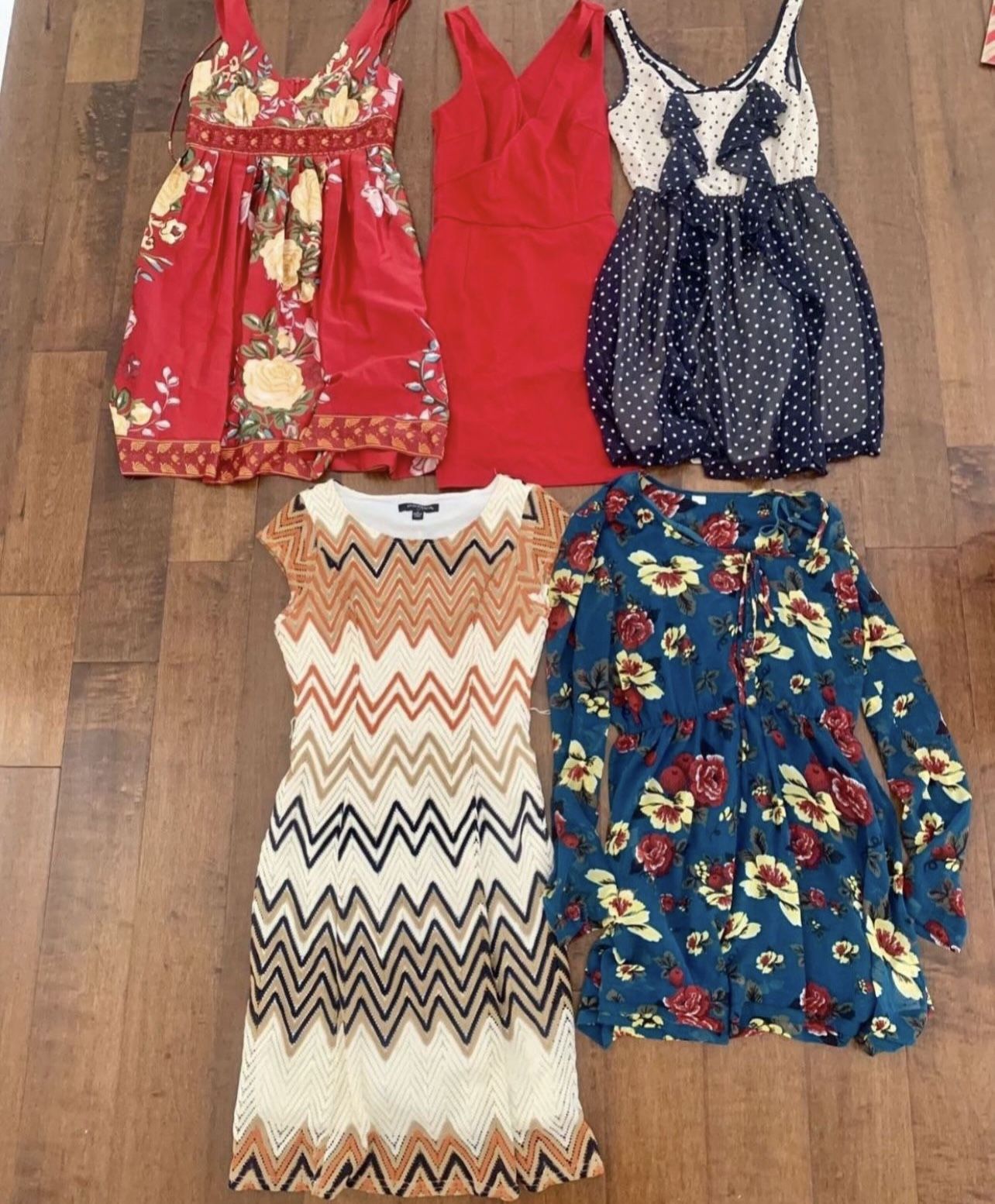 Womens dress lot bundle size Small 4 revolve quicksilver Nordstrom Lot of 5 pretty name brand dresses from Revolve, Nordstrom, anthropologie, etc