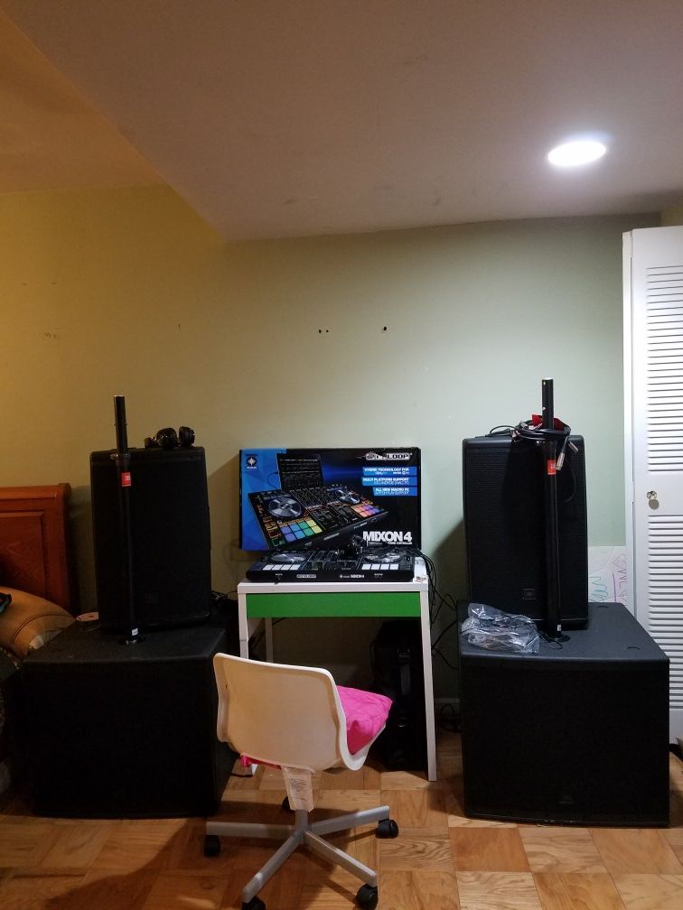 JBL EON615 powered speakers/EON 618 powered full range subwoofers