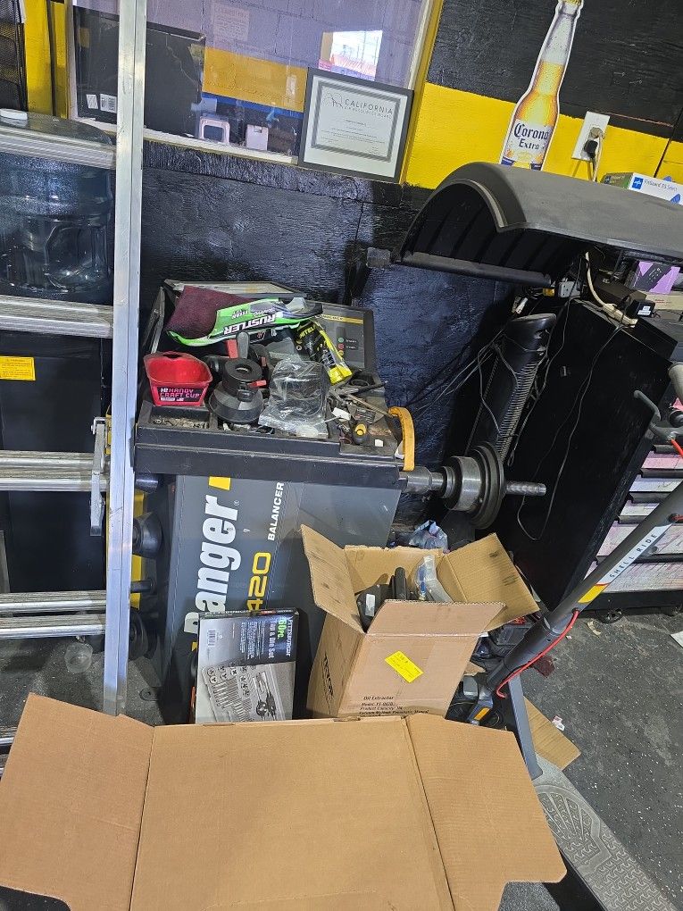 Tire Machine N Balancer