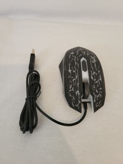 LVLUP wired gaming mouse