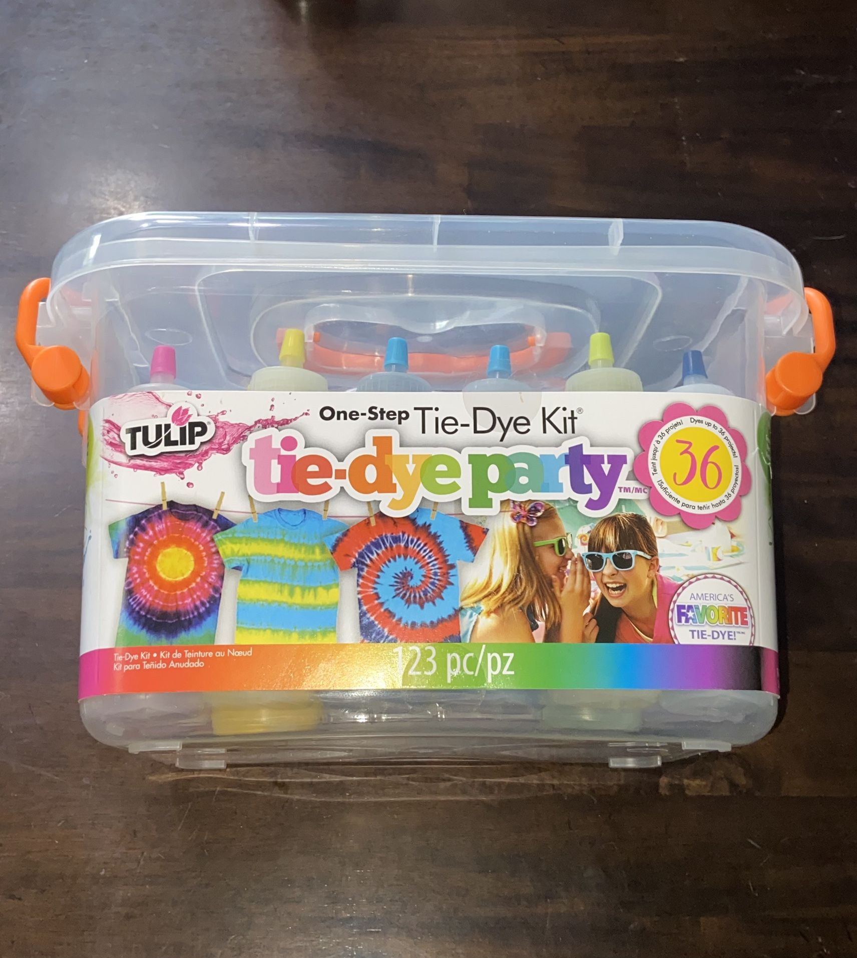 Tie-Dye Party Kit