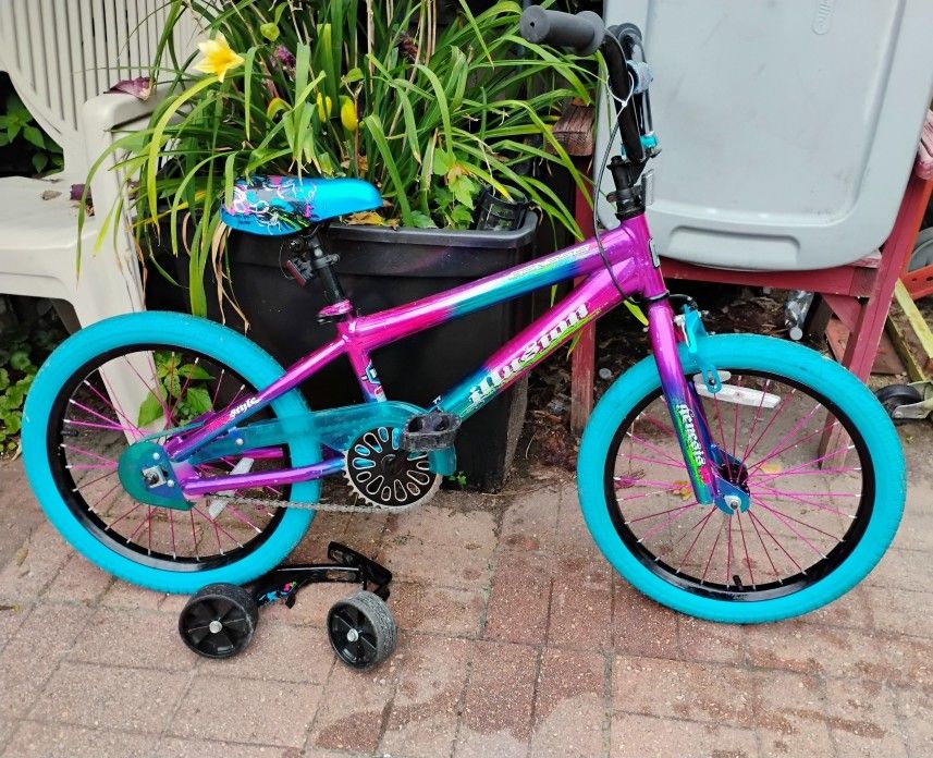 Kent Little Girls BMX Bike 18” Genesis Illusion(Free Training