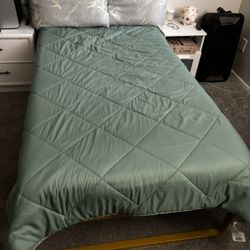 Twin Size Bed 