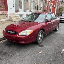 2002 Ford Taurus