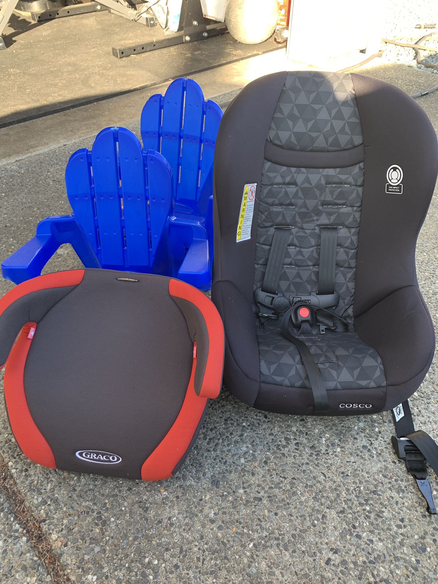 Car seat, booster seat, 2 children’s lawn chairs