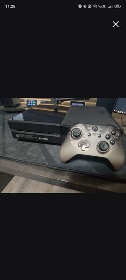 Xbox One 500GB with Special Edition Controller