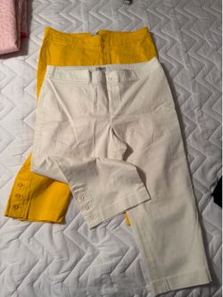 Woman’s two pairs of pants 98% cotton 2% spandex for comfortWoman’s two pairs of pants 98% cotton 2% spandex for comfort