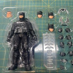 Mezco One 12 Batman 