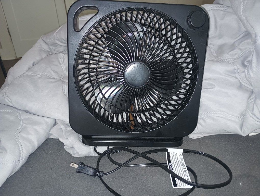 Mainstays 9" Box Fan - Personal Indoor Comfort Fan with Box - Black