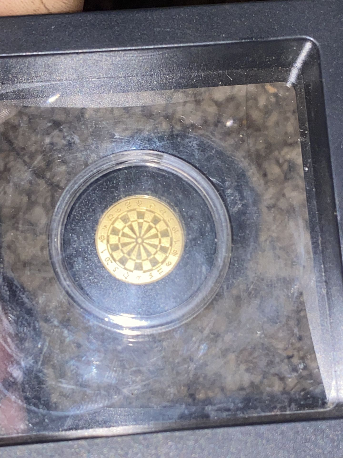 1/2 g rear Gold dart board Coin