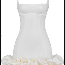 Sthcute mini white ruffle dress