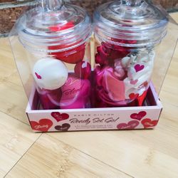 Paris Hilton beauty Kit