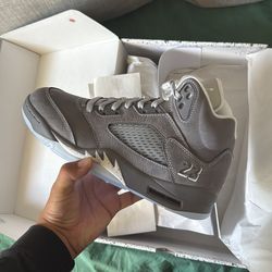 Jordan 5 wolf grey
