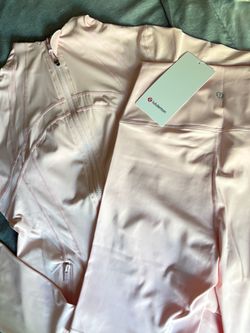 Lululemon pink milkshake define jacket and shorts set size 4 and 6 BRAND NEW WITH TAGS