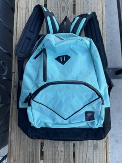 L.L. Bean 7 zipper backpack in color dark blue for Sale in Sacramento, CA -  OfferUp