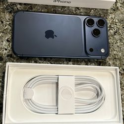 IPhone 17 Pro Max 256gb Unlocked Each 