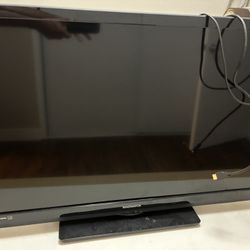 Magnavox 39” Flat Screen TV with Remote