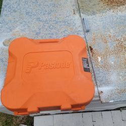 Paslode Cordless Battery Nailing Gun