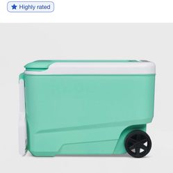 Igloo 38 qt rolling cooler